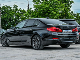 BMW 5 Series foto 5