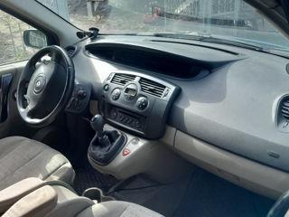 Renault Grand Scenic foto 5