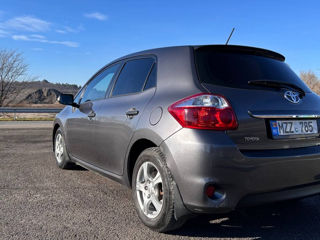 Toyota Auris foto 3