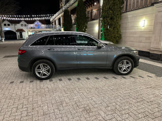 Mercedes GLC foto 4