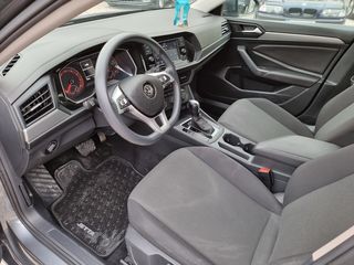 Volkswagen Jetta foto 11