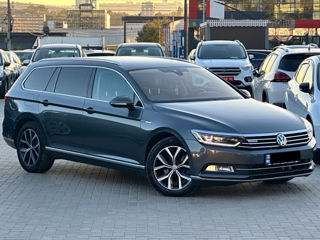 Volkswagen Passat foto 4