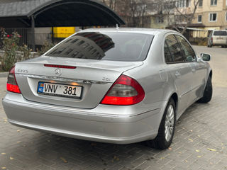 Mercedes E-Class foto 3