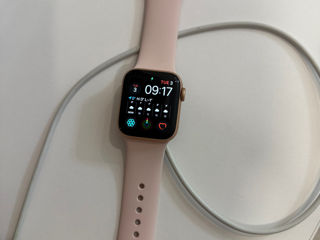 Apple Watch seria 6 , 40 mm pink sand /gold