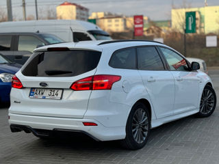 Ford Focus foto 6