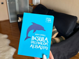 Cartea Insula delfinilor albaștri de Scott Odell