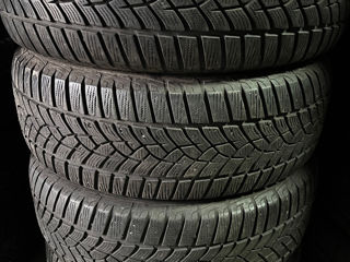 R16 215/60 GoodYear UltraGrip Performance foto 1