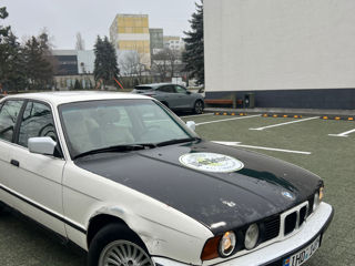 BMW 5 Series foto 6