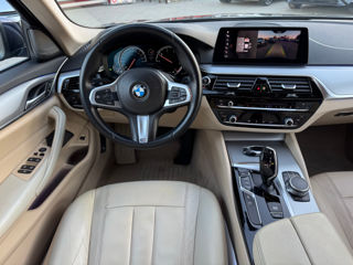 BMW 5 Series foto 11