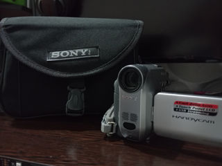 Продам камеру Sony 2005