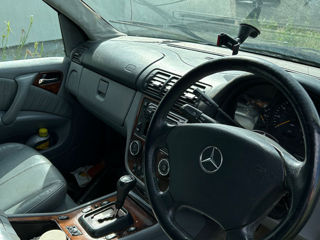 Mercedes M-Class foto 7