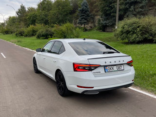 Skoda Superb foto 4