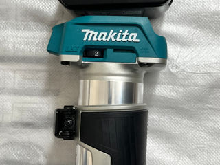 Аккумуляторный фрезер Makita DRT 50 foto 1