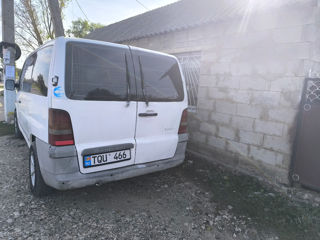 Mercedes Vito foto 3