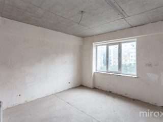 Apartament cu 3 camere, 95 m², Ciocana, Chișinău foto 5