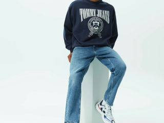 Tommy Jeans foto 1