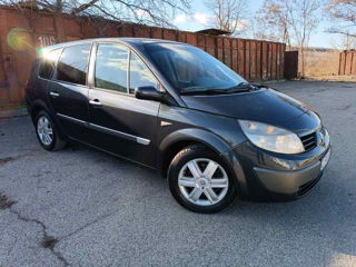 Renault Grand Scenic foto 3