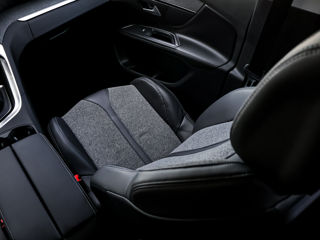 Peugeot 5008 фото 10