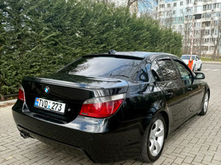 BMW 5 Series foto 3