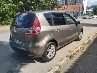 Renault Scenic foto 5