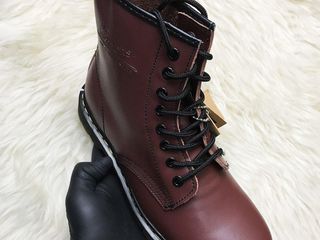 Dr Martens 1460 Cherry Unisex foto 2