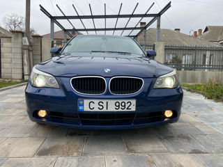 BMW 5 Series foto 4