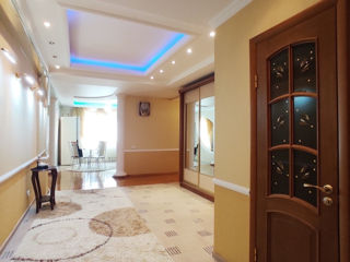 3-х комнатная квартира, 143 м², Буюканы, Кишинёв