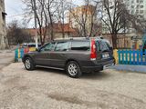 Volvo XC70 foto 2