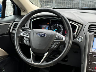 Ford Fusion foto 7