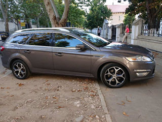 Ford Mondeo foto 1