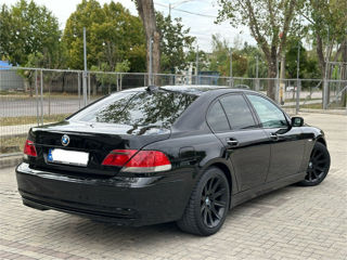 BMW 7 Series foto 4