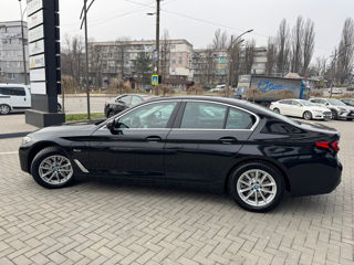 BMW 5 Series foto 5