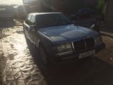 Mercedes Series (W124) foto 6