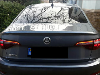 Volkswagen Jetta foto 2