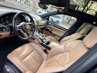 Porsche Cayenne foto 9