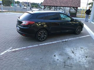 Renault Megane foto 2