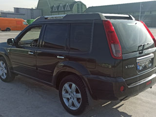 Nissan X-Trail foto 4