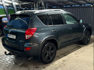 Toyota Rav 4 foto 3