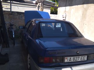 Ford Sierra foto 2