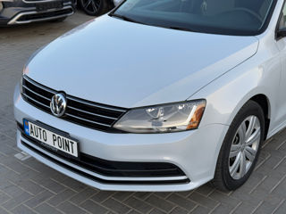 Volkswagen Jetta foto 13