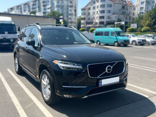 Volvo XC90 foto 1