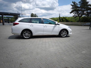 Toyota Auris foto 6