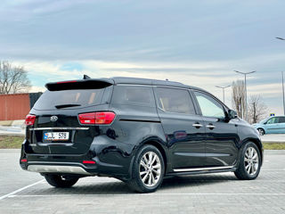 KIA Carnival foto 5