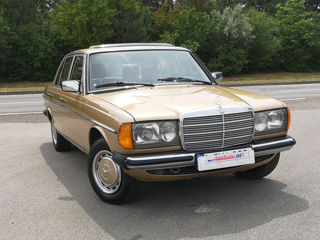 Mercedes Series (W123) foto 19