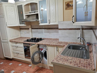 Apartament cu 2 camere, 70 m², Ciocana, Chișinău foto 2