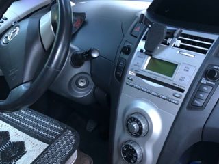 Toyota Yaris foto 4