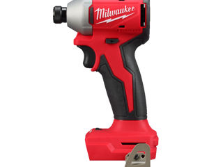 Mașină de înșurubat cu impact / аккумуляторный винтоверт milwaukee compact m18 blidr-0x, 4933492842