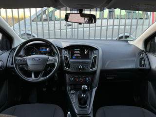 Ford Focus foto 10