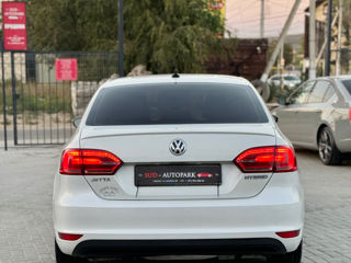 Volkswagen Jetta foto 6