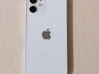 IPhone 12 mini foto 2